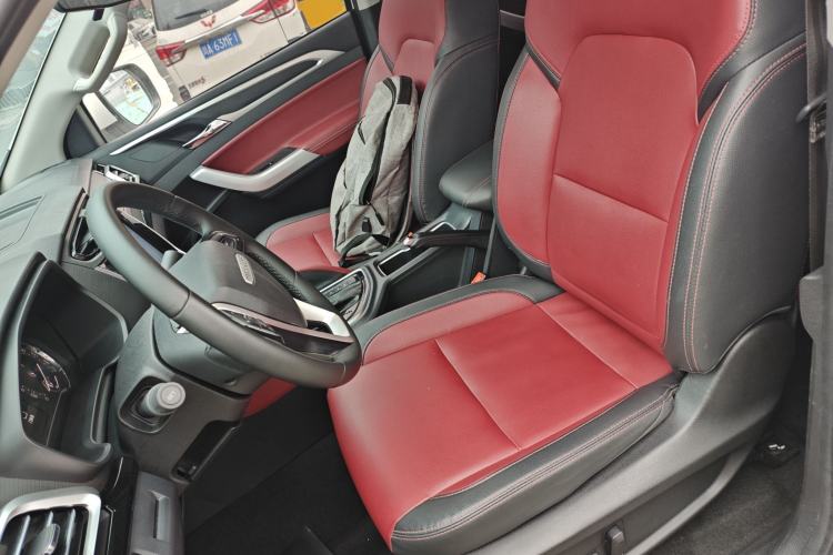 Used SAIC MAXUS Xingji 2023 Starry L 2.0T Diesel Automatic 4x4 Elite Edition Long Bed
