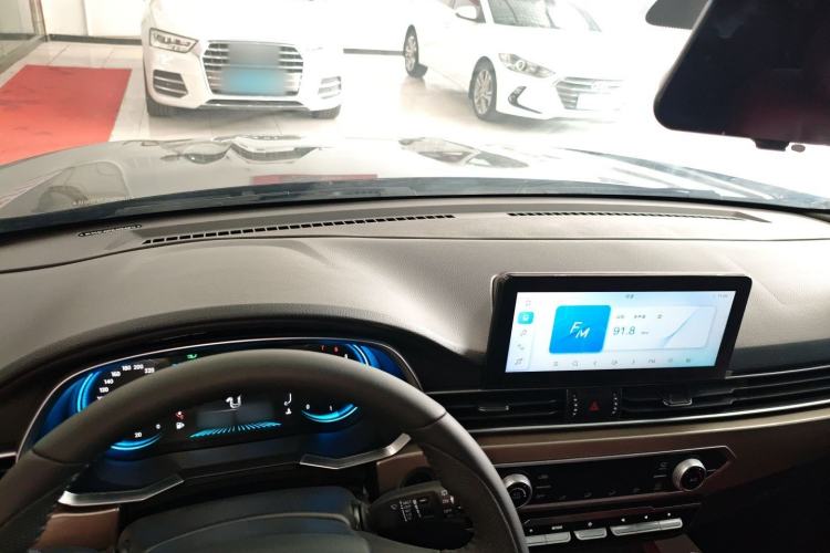 Used JETOUR X70 2024 1.5T DCT Glory PRO 5-Seater