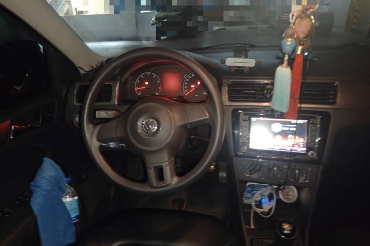 Used Volkswagen Santana 2013 1.6L Manual Comfort Edition
