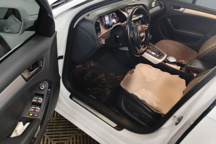 Used Audi A4L 2013 35 TFSI Automatic Standard Model
