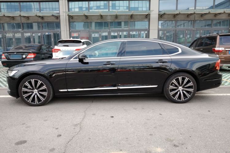 Used Volvo S90 2025 B5 Zhiya Luxury Edition