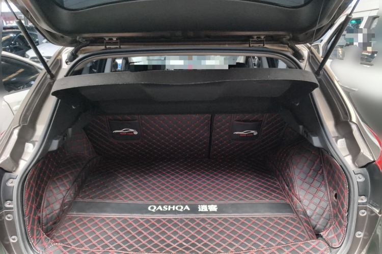 Used Nissan Qashqai 2017 2.0L CVT Smart Enjoyment Version China V Standard Trunk