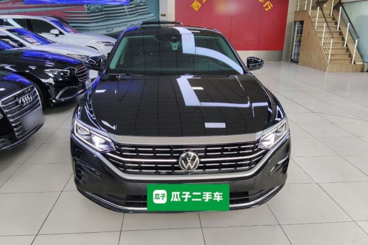 Used Volkswagen Passat 2023 Facelift 330TSI Luxury Edition