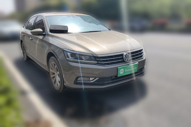 Used Volkswagen Passat 2017 280TSI DSG Luxury Edition
