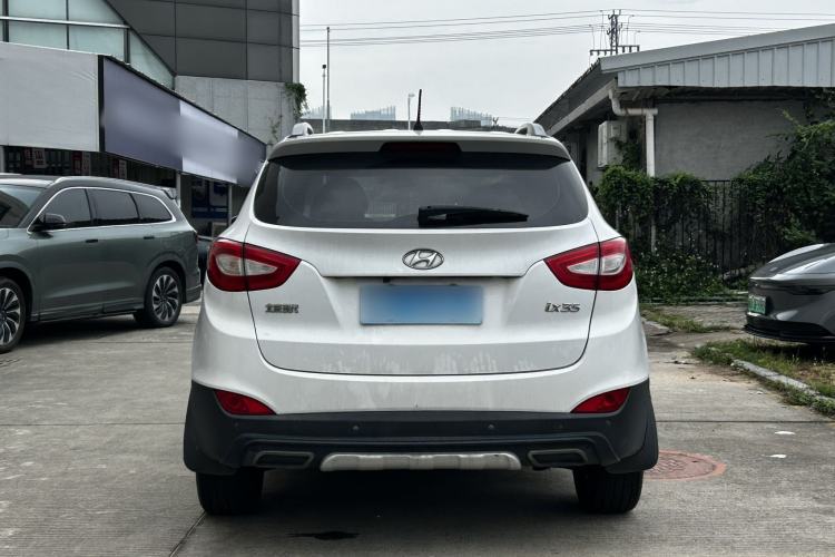 Used Hyundai ix35 2013 2.0L Automatic Two-Wheel Drive Smart GLS China IV Standard