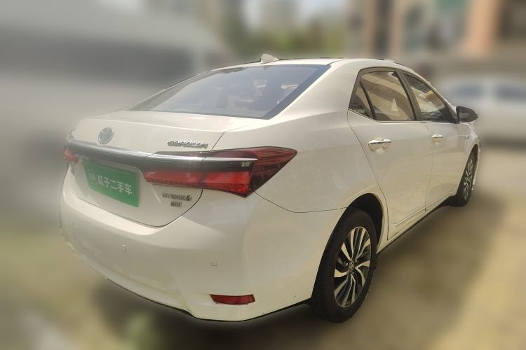 Used Toyota Corolla 2016 Dual-Engine 1.8L E-CVT Elite Edition
