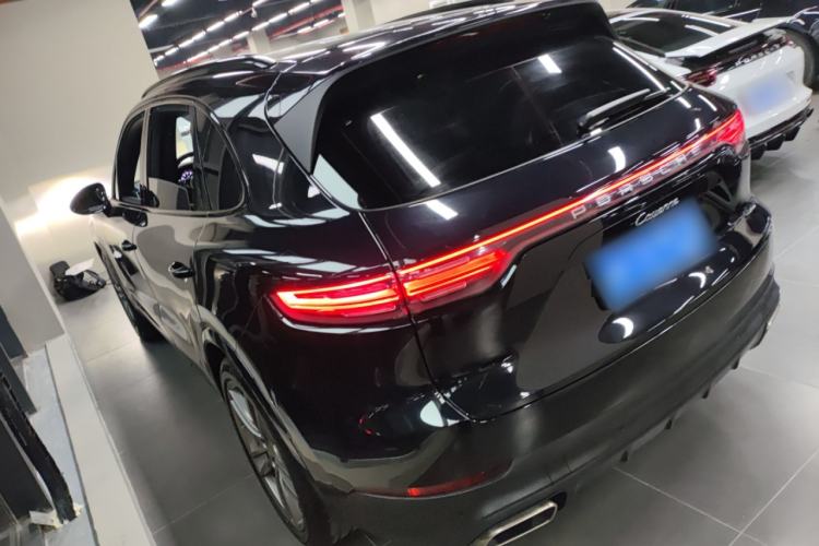 Used Porsche Cayenne 2019 Cayenne 3.0T Rear Left 45 Deg