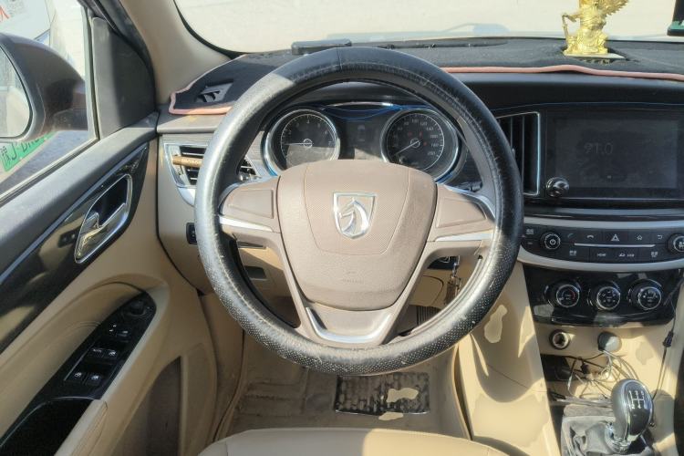 Used Baojun 730 2016 1.5L Manual Comfort Version 7 Seats China V Emission Standard