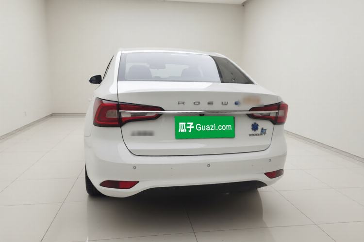 Used Roewe i5 2020 1.5L Automatic 4G Connect Luxury Flagship Edition
