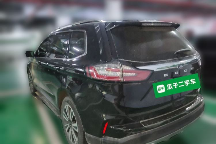 Used Ford Edge 2021 PLUS EcoBoost 245 Two-Wheel-Drive Platinum Edition 5 Seats
