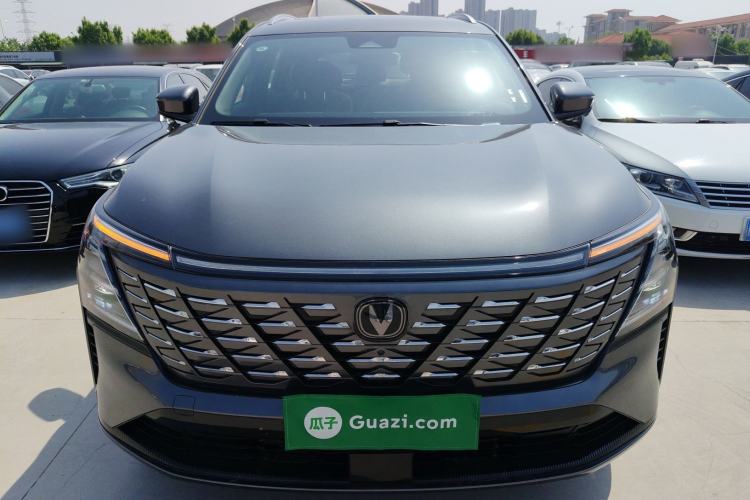 Used CHANGAN CS75 PLUS 2025 4th Generation UItra 2.0T New Blue Whale – Smart & Powerful Version