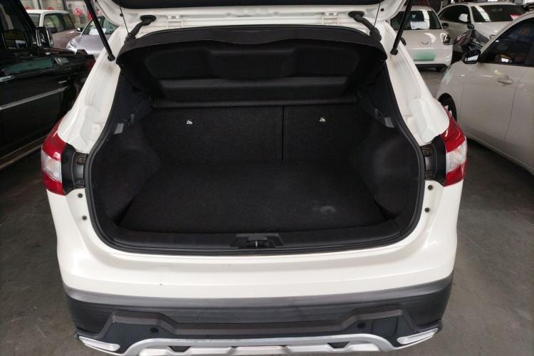 Used Nissan Qashqai 2017 2.0L CVT Smart Enjoyment Version China V Standard Trunk