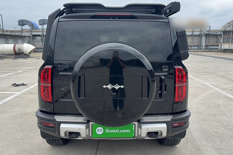 Used Formula Leopard Leopard 5 2023 Navigator Edition