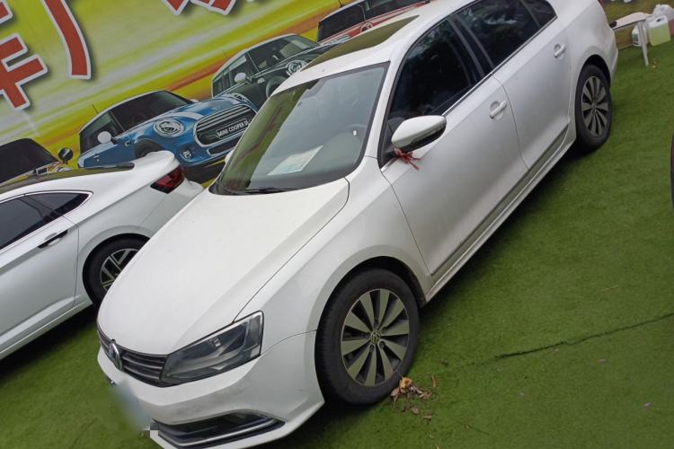 Used Volkswagen Sagitar 2017 230TSI Automatic Comfort Version