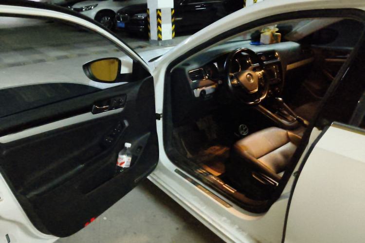 Used Volkswagen Sagitar 2017 1.6L Automatic Comfort Model
