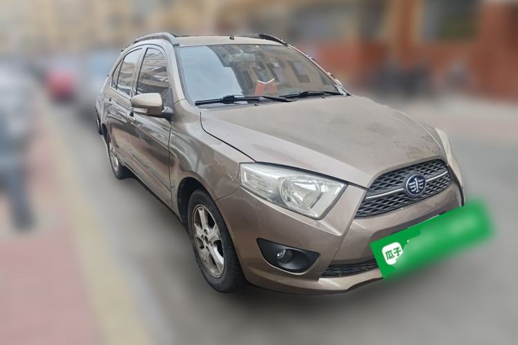 Used FAW Xiali N7 2013 1.3L Manual Comfort Model
