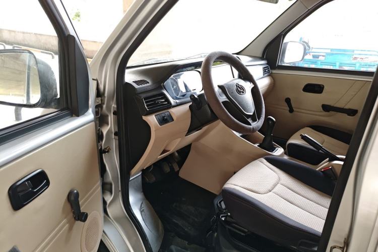 Used CHANGAN KUAYUE Xing V3 2023 1.5L Gasoline Standard Edition 2-Seat Van Driver Seat