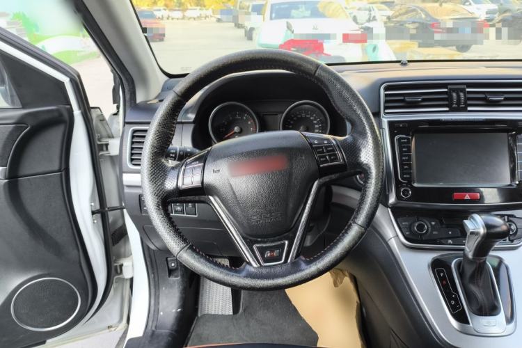 Used Haval H6 2015 Sport Edition 1.5T Automatic Two-Wheel Drive Luxury Model
