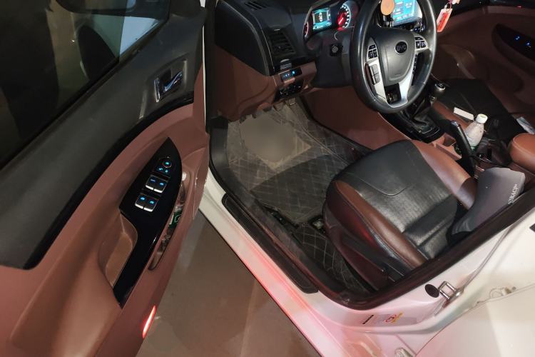 Used BYD Surui 2015 Revised Version 1.5L Manual Luxury Edition