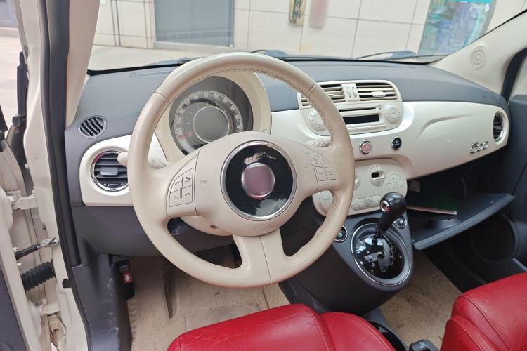 Used Fiat 500 2011 1.4L Deluxe Edition Steering Wheel