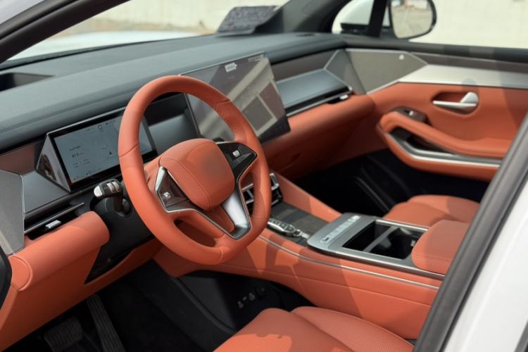 Used BYD Tang L 2025 DM 215KM LiDAR Flagship Model