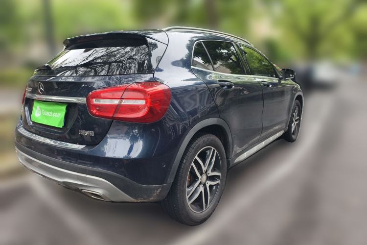 Used Mercedes-Benz GLA 2016 GLA 200 Fashion Model Rear Right 45 Deg