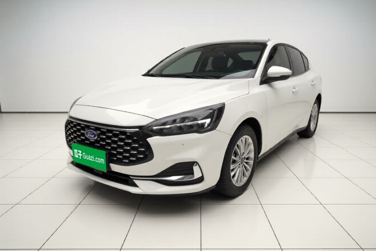 Used Ford Focus 2021 Sedan EcoBoost 180 Automatic Trendy Model