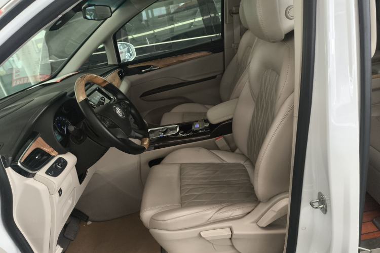 Used Buick GL8 2018 ES 28T Comfort Model China VI Standard