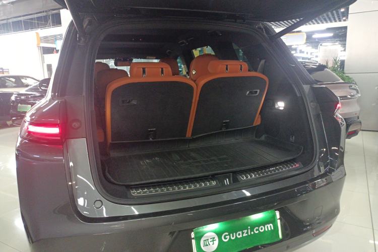 Used Li Auto L8 2023 Pro Model