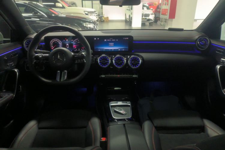 Used Mercedes-Benz A-Class 2025 A 200 L Fashion Model Center Console