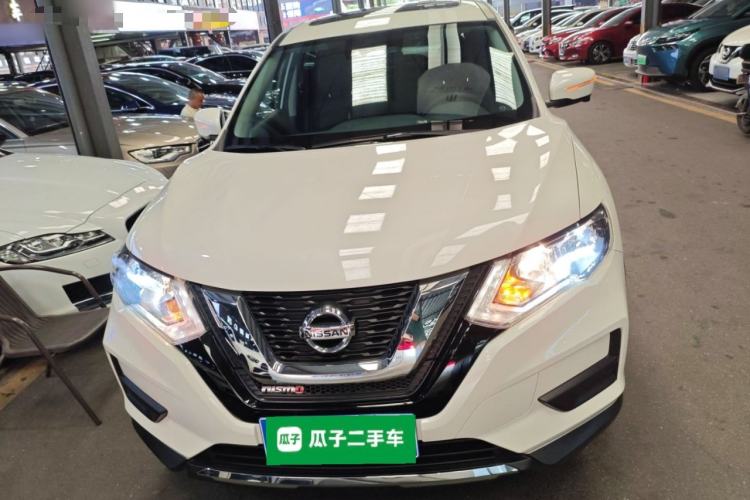 Used Nissan X-Trail 2023 Classic 2.0L Two-Wheel Drive Smart Connect & Comfort Edition Front