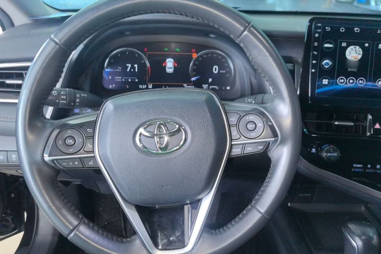 Used Toyota Camry 2021 2.5G Luxury Edition
