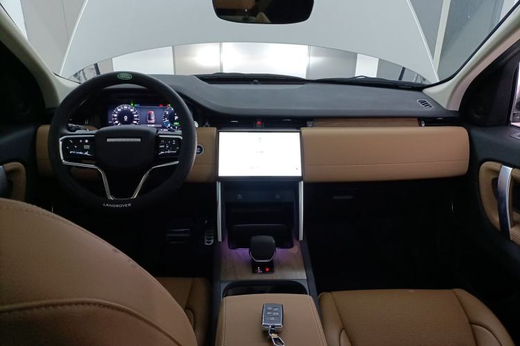 Used Land Rover Discovery Sport 2025 249 PS Performance Tech Edition
