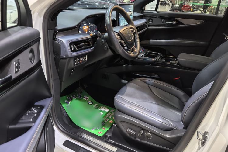 Used Lincoln Nautilus 2021 2.0T Four-Wheel Drive Luxury Edition Interior 2