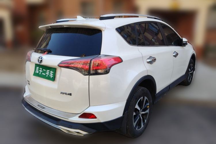 Used Toyota RAV4 2016 2.0L CVT Two-Wheel Drive Comfort Edition China V Standard
