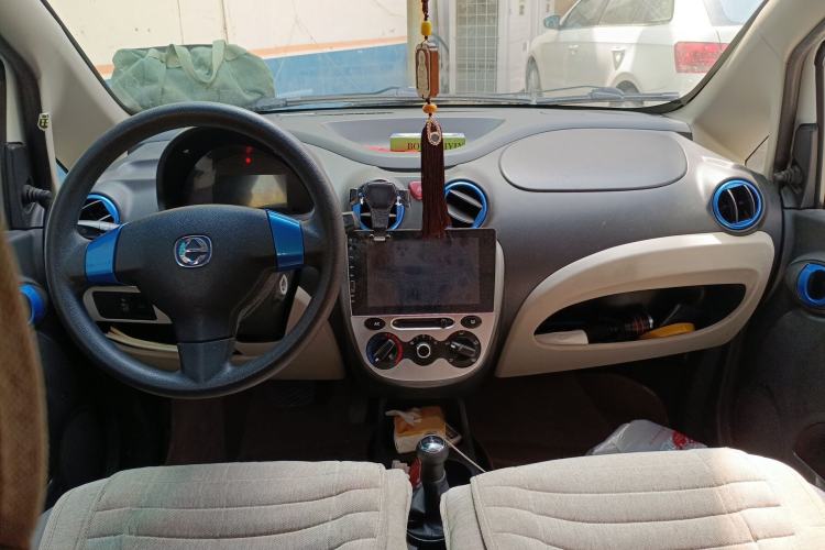 Used JMEV E200L 2020 E200L Standard Model (302 KM)
