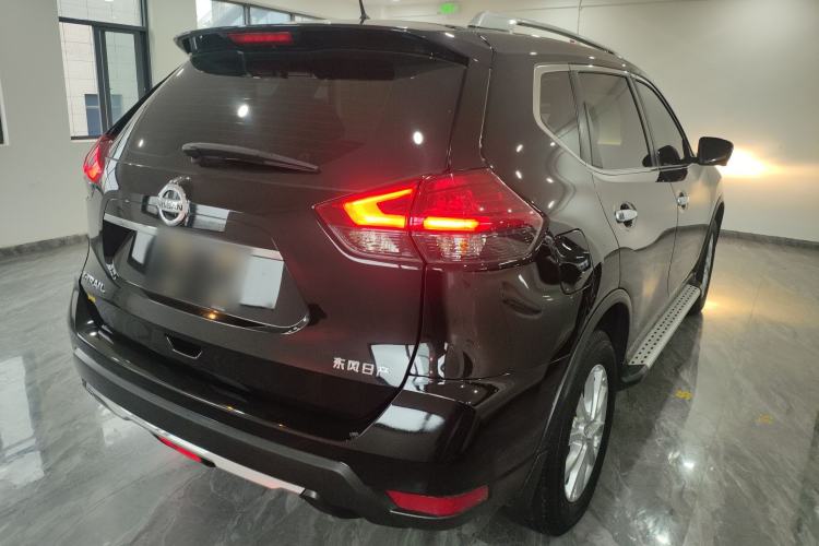 Used Nissan X-Trail 2023 Classic 2.0L Two-Wheel Drive Smart Connect & Comfort Edition Rear Right 45 Deg