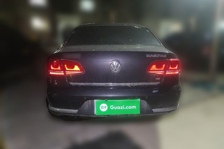 Used Volkswagen Magotan 2012 1.8TSI Luxury Model Rear