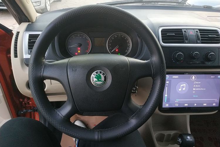 Used Skoda Fabia 2011 1.4L Automatic Crystal Edition