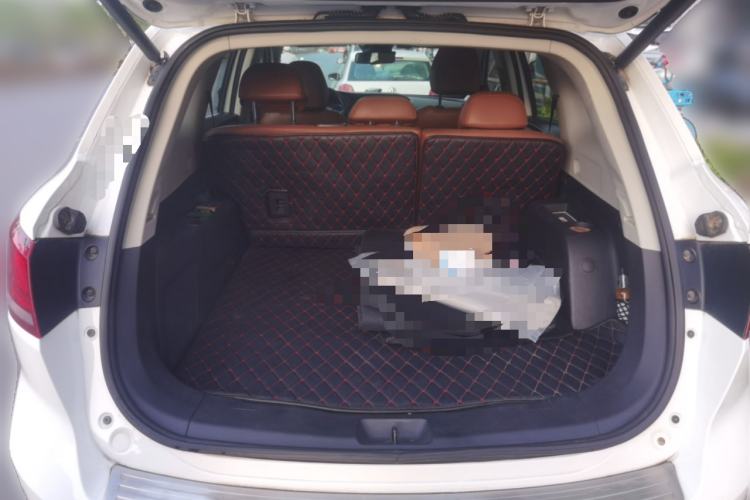 Used BORGWARD BX7 2016 28T Four-Wheel Drive Flagship Version 5 Seats Trunk