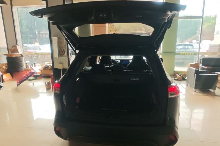 Used Toyota Corolla Cross 2022 2.0L Elite Edition Trunk