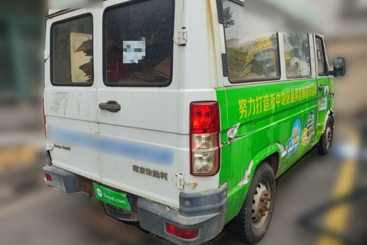 Used Iveco Daily 2014 2.5T-A35 NJ6484ACM47Z4