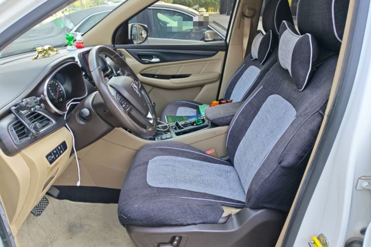 Used Baojun 730 2017 1.8L iAMT Prestige Version 7 Seats
