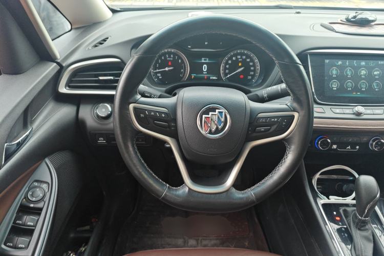 Used Buick GL6 2018 18T 6-Seater Luxury Model
