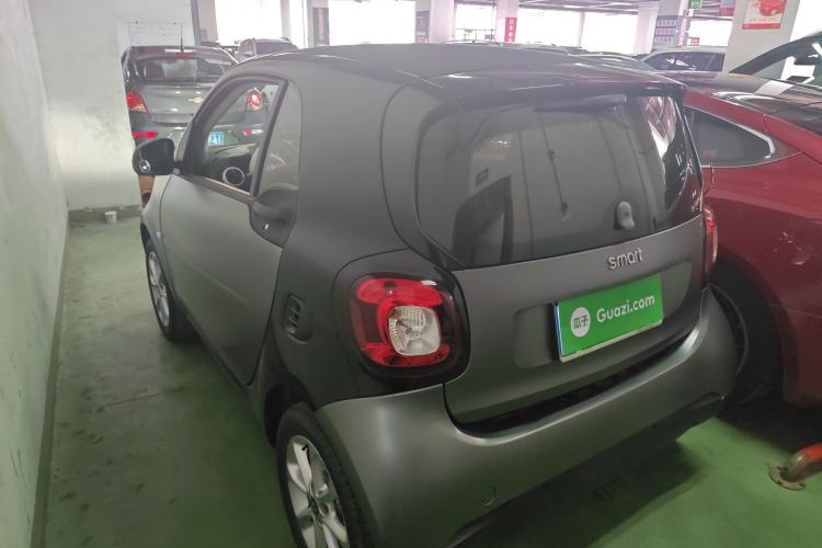 Used smart fortwo 2018 1.0L 52kW Hardtop Dynamic Version China V
