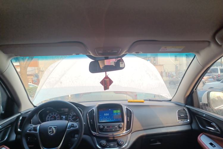 Used Baojun 560 2016 1.5T Manual Elite Edition
