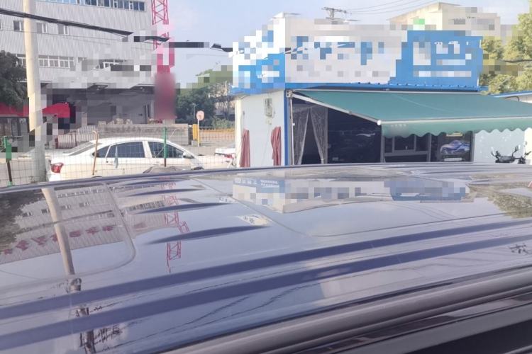 Used VOYAH Dream 2025 EV Four-Wheel Drive Prestige Qiankun Edition