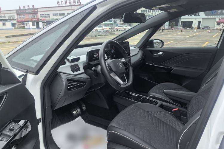 Used Volkswagen ID.3 2024 Pure & Smart Edition
