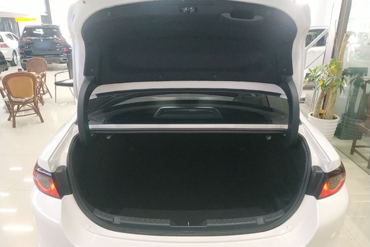 Used Mazda Mazda 3 Axela 2022 2.0L Automatic Premium Black Obsidian Edition