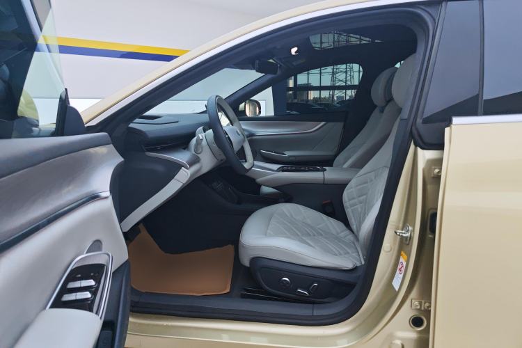 Used Qiyuan A07 2023 Range-Extended 200 Max
